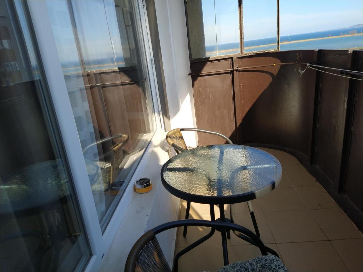 Drago Apartament Free Parking Burgas City Eksteriør billede